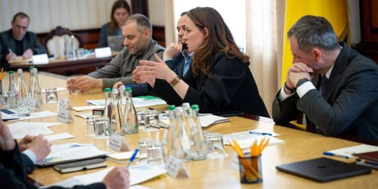 Кабмін виділив 987 млн гривень на підготовку Києва до зими – Свириденко