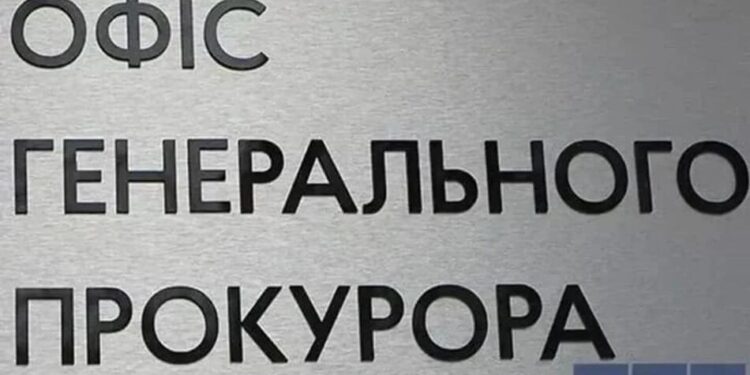 Співзасновник легальної тютюнової компанії отримав підозру за небезпечний контрафакт на мільйони гривень