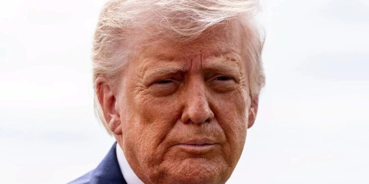 Трамп не розмовляв з лідером Китаю, але Сі хоче припинення війни США з Іраном