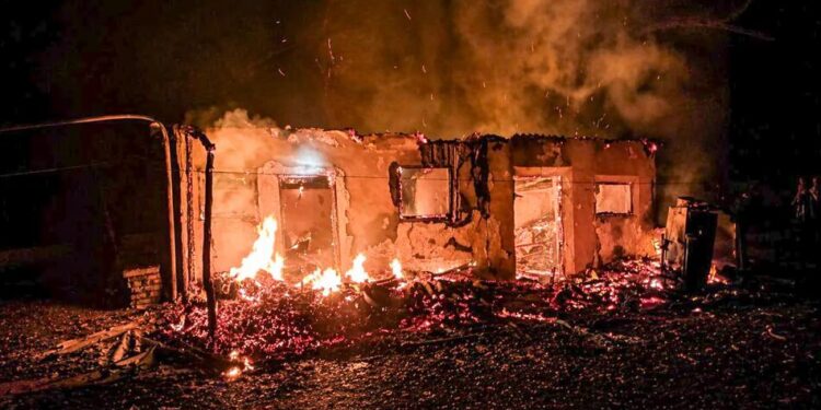 рф вдарила по порту та будинках на Одещині – є постраждалі, атаки зазнало іноземне судно