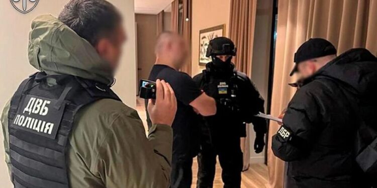 Арештовано активи на понад $11 млн та затримано ще одного учасника міжнародного хакерської групи – Генпрокурор Кравченко