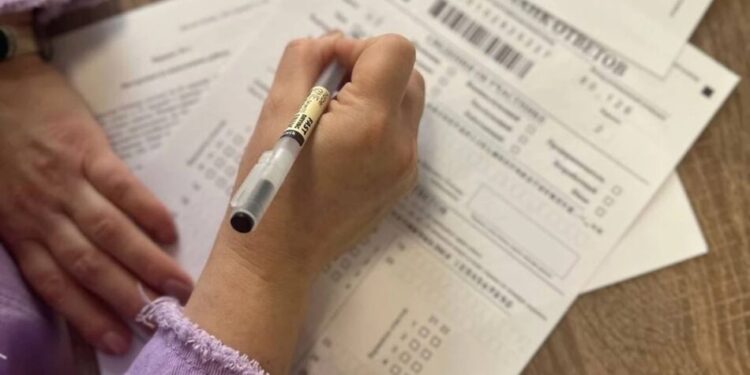 У рф розширюють пропагандистські акції напередодні Дня перемоги