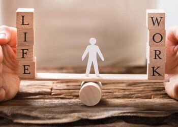 Вигорання у жінок – що підсилює ризики і як втримати баланс між роботою та життям