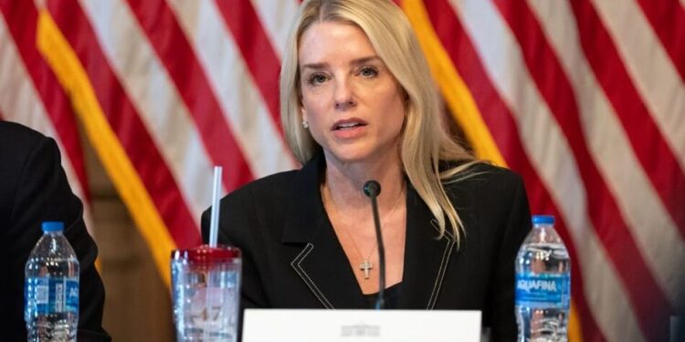 Пем Бонді звільнена з посади генерального прокурора США – ЗМІ