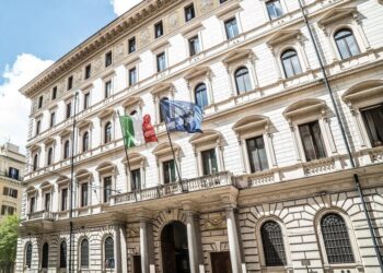 Штаб італійських миротворців у Лівані потрапив під ракетний удар