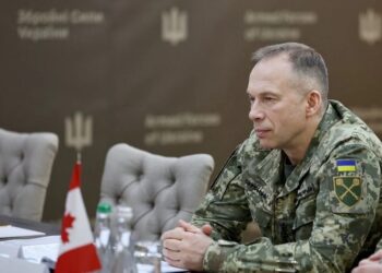 рф через дефіцит не може активно протидіяти українським дронам – Сирський