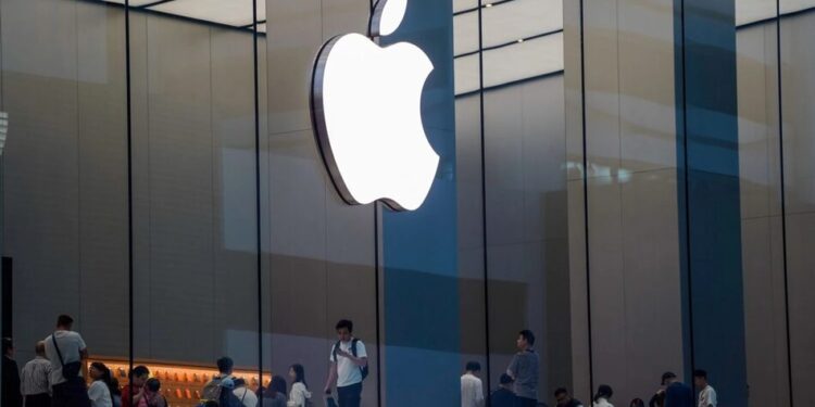 Apple призначає нового керівника на заміну Тіма Кука після 15 років