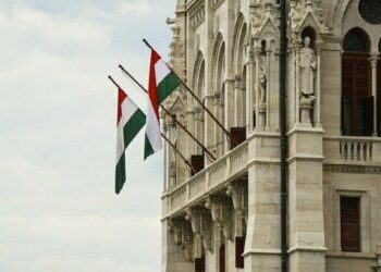 Вибори в Угорщині 12 квітня – явка на дільниці перевищила 54%