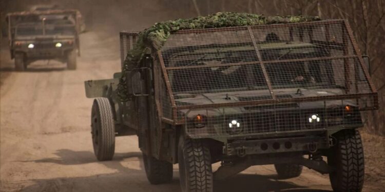 На фронті зафіксовано понад 30 атак, ворог активно діє на Покровському напрямку – Генштаб