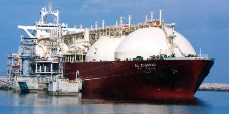 росія намагається продати санкційний ЗПГ енергозалежній Азії через посередників -Bloomberg