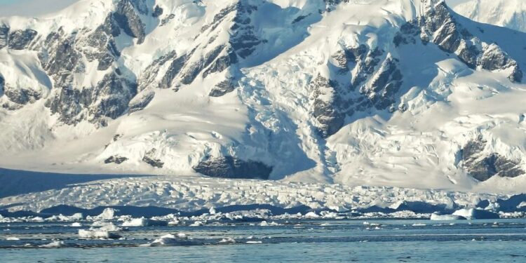 Українські вчені долучилися до нового проєкту ЄС про полярний сніг та вічну мерзлоту