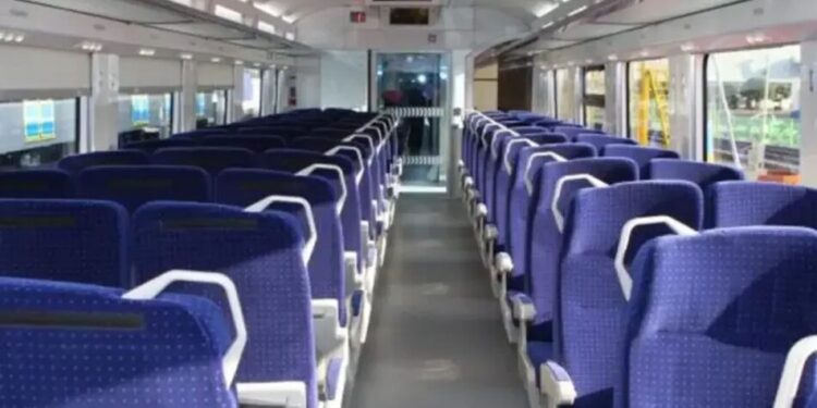 Укрзалізниця запустила продаж квитків на електрички ще у семи областях