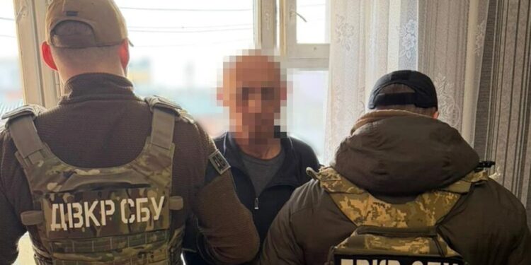 СБУ затримала агента фсб за встановлення відеопасток для ударів по ешелонах