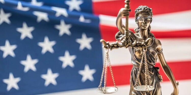 Більшість громадян США виступили проти скасування громадянства за народженням – опитування