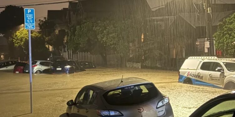 У столиці Нової Зеландії ввели надзвичайний стан через повінь