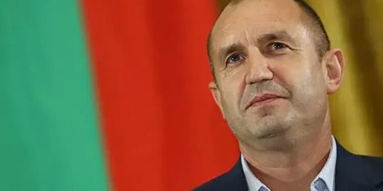 Проросійська партія Румена Радєва перемагає на виборах у Болгарії – екзит-пол