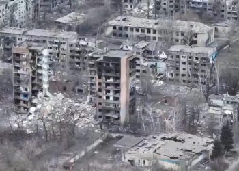 Одна з найгарячіших ділянок фронту – МВС показало з повітря зруйновану Костянтинівку