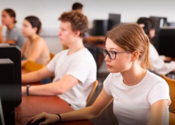 Україна змінює підхід до підготовки кадрів – впроваджує 10-річне прогнозування потреби