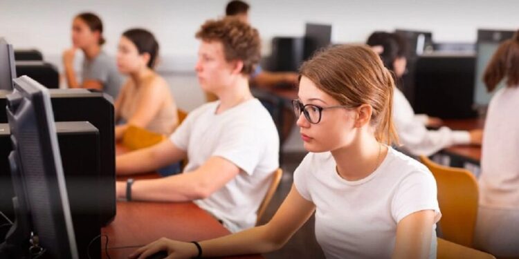 Україна змінює підхід до підготовки кадрів – впроваджує 10-річне прогнозування потреби