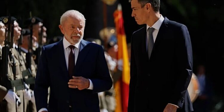 Іспанія і Бразилія підписали 15 угод на тлі спроб Санчеса сформувати союз проти Трампа