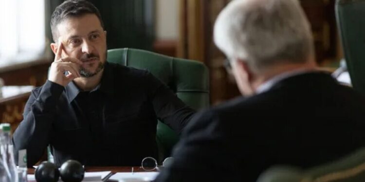 Зеленський та Сибіга погодили кадрові питання у МЗС та посольствах