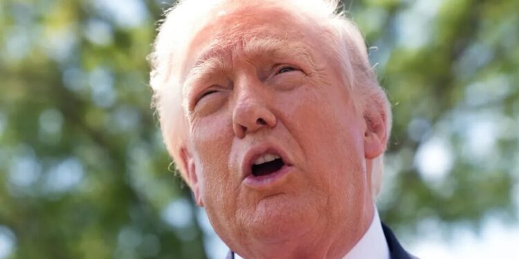 Трамп назвав жахливою атаку рф по Україні цієї ночі, але його увага зосереджена на Ірані