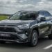 У березні українці купили майже 6 тисяч нових авто – лідирує Toyota RAV4