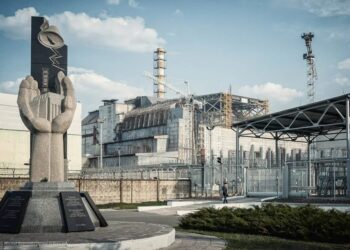 Своєю війною рф знову ставить світ на межу техногенної аварії – Зеленський до 40-річчя Чорнобильської катастрофи