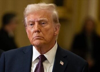 Трамп пригрозив припинити постачати зброю Україні, якщо Європа не приєднається до Ормузької коаліції – ЗМІ