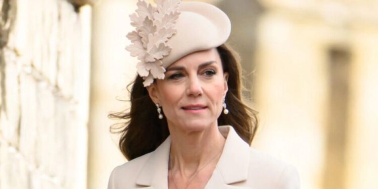 Кейт Міддлтон з’явилася на публічному святкуванні Великодня після важкого діагнозу