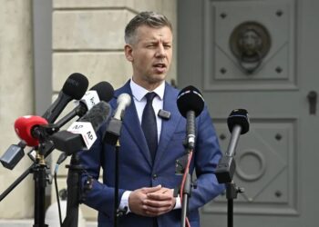 Мадяр запропонував Зеленському зустріч у Береговому та закликав розширити права угорців Закарпаття