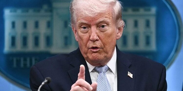 Трамп розглядає виведення частини військ США з Європи на тлі напруженості в НАТО