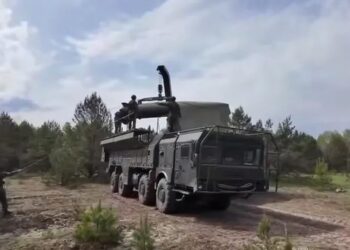росія показала кадри доставки ядерних боєприпасів до білорусі