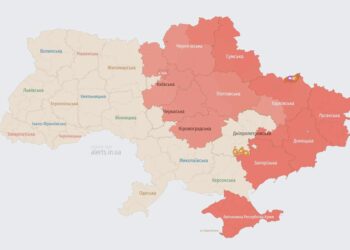 Полтава зазнала атаки рф, працює ППО