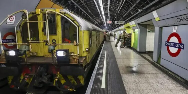 Британські військові провели в метро Лондона навчання на випадок нападу рф на Балтію