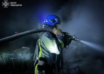 Іноземне судно зазнало пошкоджень під час атаки рф на порт Великої Одеси – АМПУ