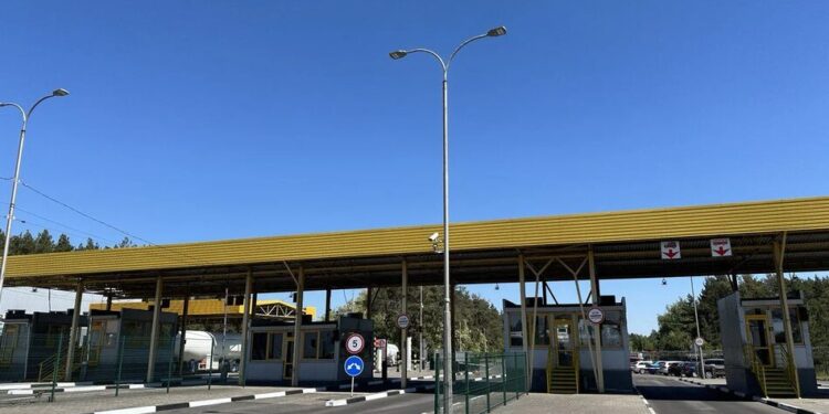 Польща впроваджує обов’язкове електронне бронювання в МАПП "Дорогуськ" – ДПСУ