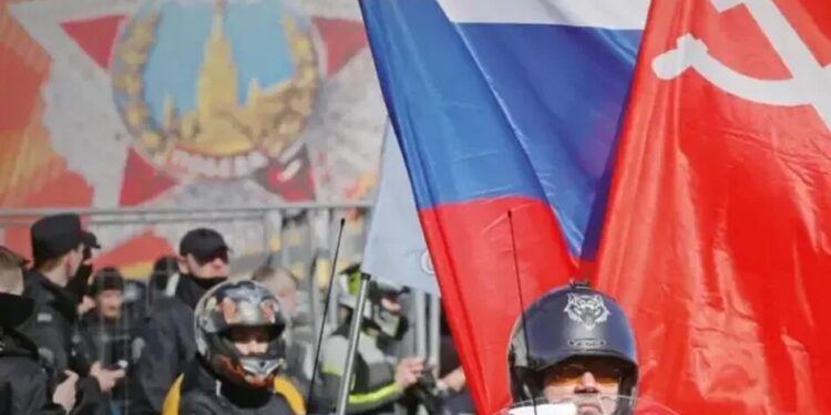 Українці кардинально змінили своє ставлення до травневих свят – опитування