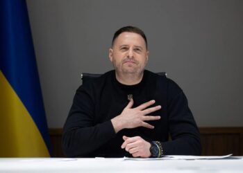 Адвокат Єрмака заявив, що його клієнт наразі не викликаний на допит