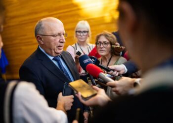росія тисне на країни Балтії для підриву підтримки України – комісар ЄС