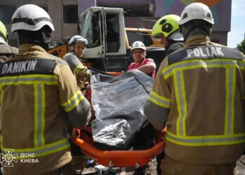 Кількість загиблих після масованої атаки рф на Київ зросла до семи осіб, серед них дитина