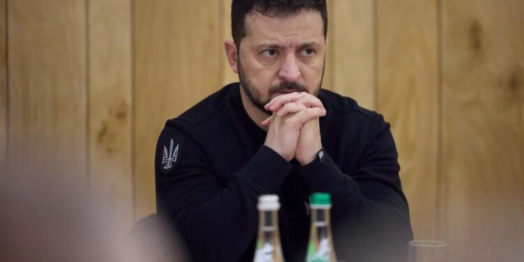 Зеленський констатував продовження порушень рф ініційованого Україною режиму тиші і обіцяє відповідь на дії росії "у дзеркальному порядку"