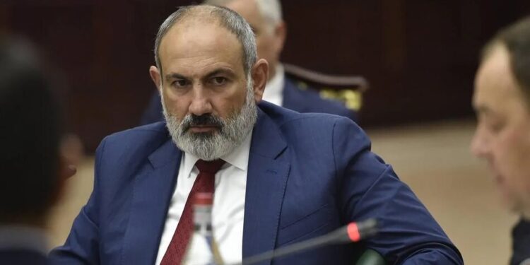 Опитування прогнозує партії Пашиняна майже 65% голосів на виборах у Вірменії
