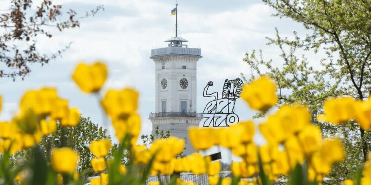 День сонця, день кондитера та день Львова – які свята відзначать 3 травня