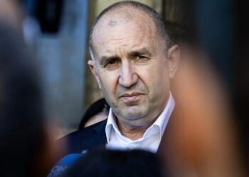 У Болгарії затвердили новий уряд на чолі з проросійським експрезидентом Радевим