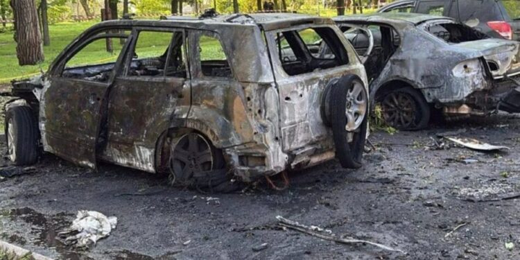 Підрив авто військового у Дніпрі 7 травня – затримали двох агентів рф, їм загрожує до 12 років