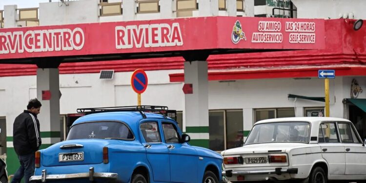Куба заявила про повне вичерпання запасів дизеля та нафти через блокаду США