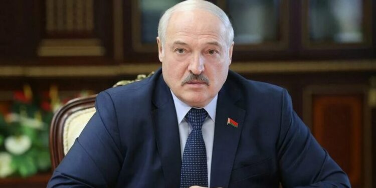 лукашенко не готує жодну наземну операцію, у білорусі немає сил – Коваленко
