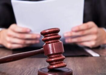 На Львівщині судитимуть батьків дворічного хлопчика, який помер від виснаження та алкогольного отруєння