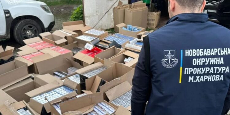 Сигарети за інтернет-рецептами та вейпи на 37 млн грн: на Харківщині ліквідовано два нелегальні тютюнові бізнеси